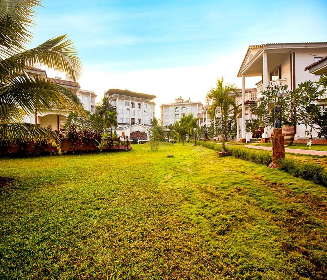 Span Suites & Villa Morjim Eksteriør billede