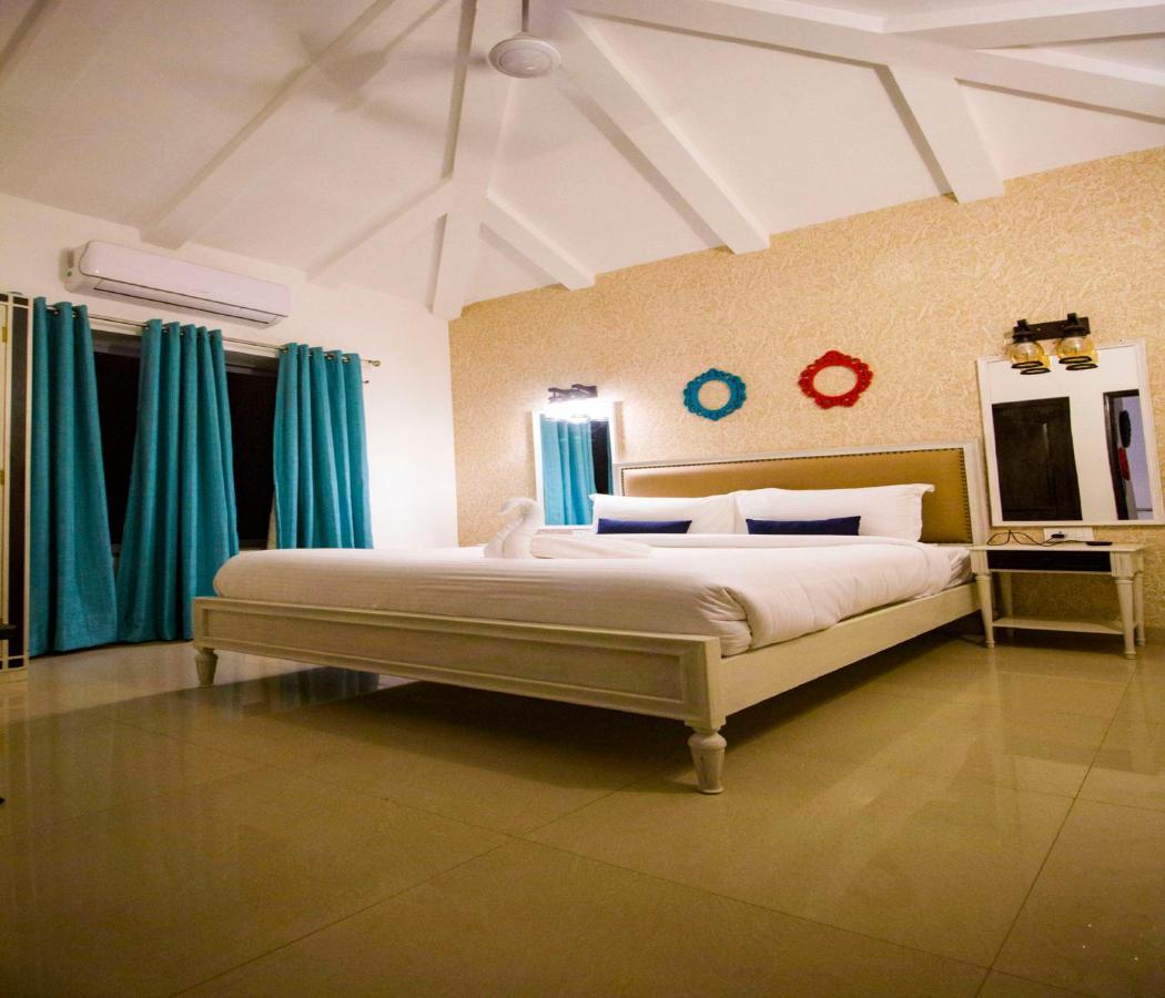 Span Suites & Villa Morjim Eksteriør billede